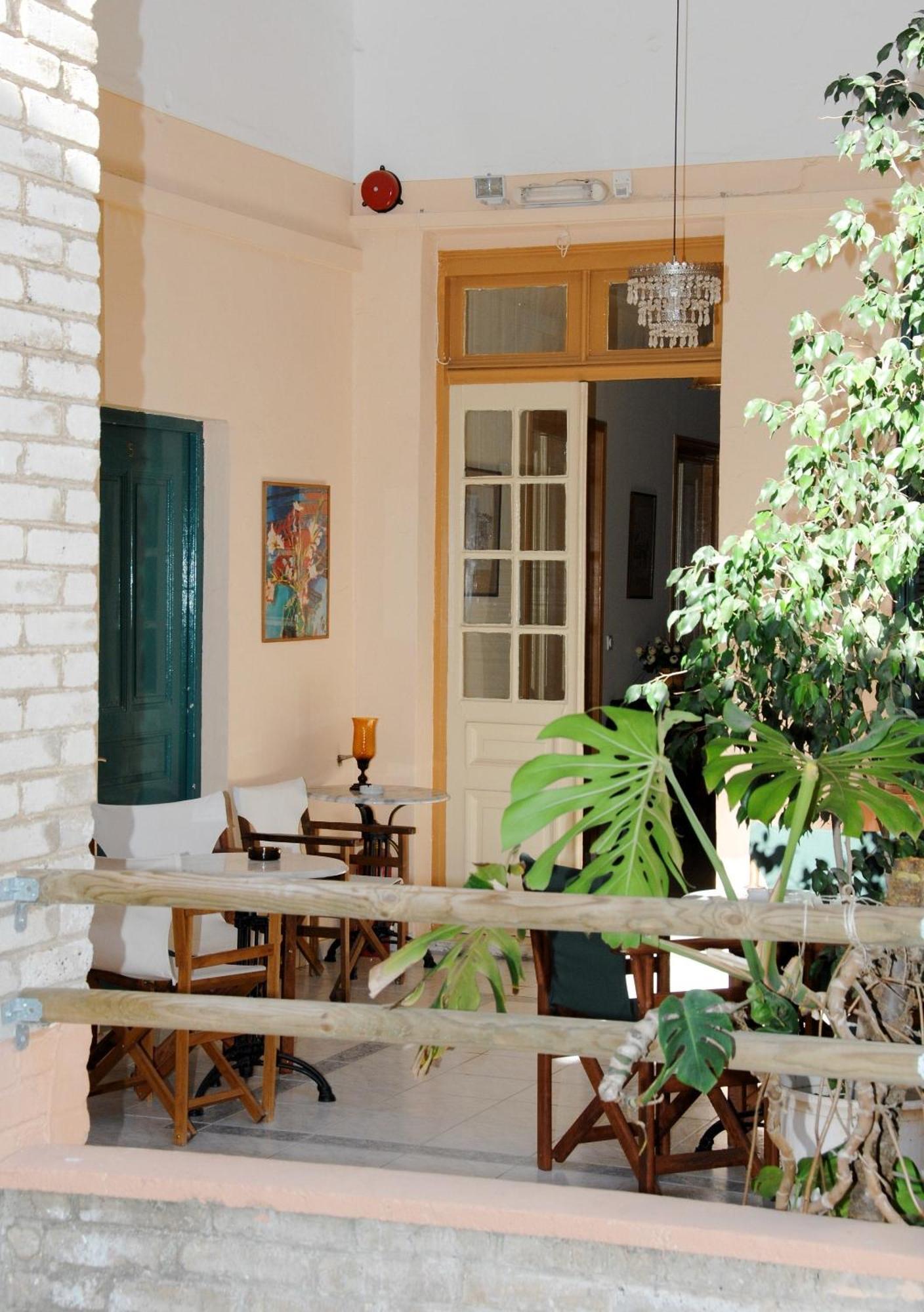 Avra Hotel Тинос Екстериор снимка